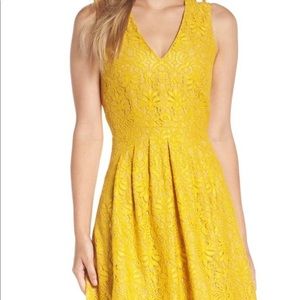 Vince Camuto Yellow Dress Size 6